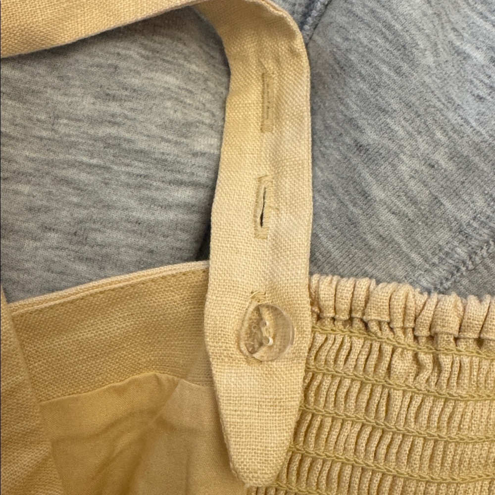 Reformation Juliet Linen Top Yellow - Size 2 - Picture 5 of 13